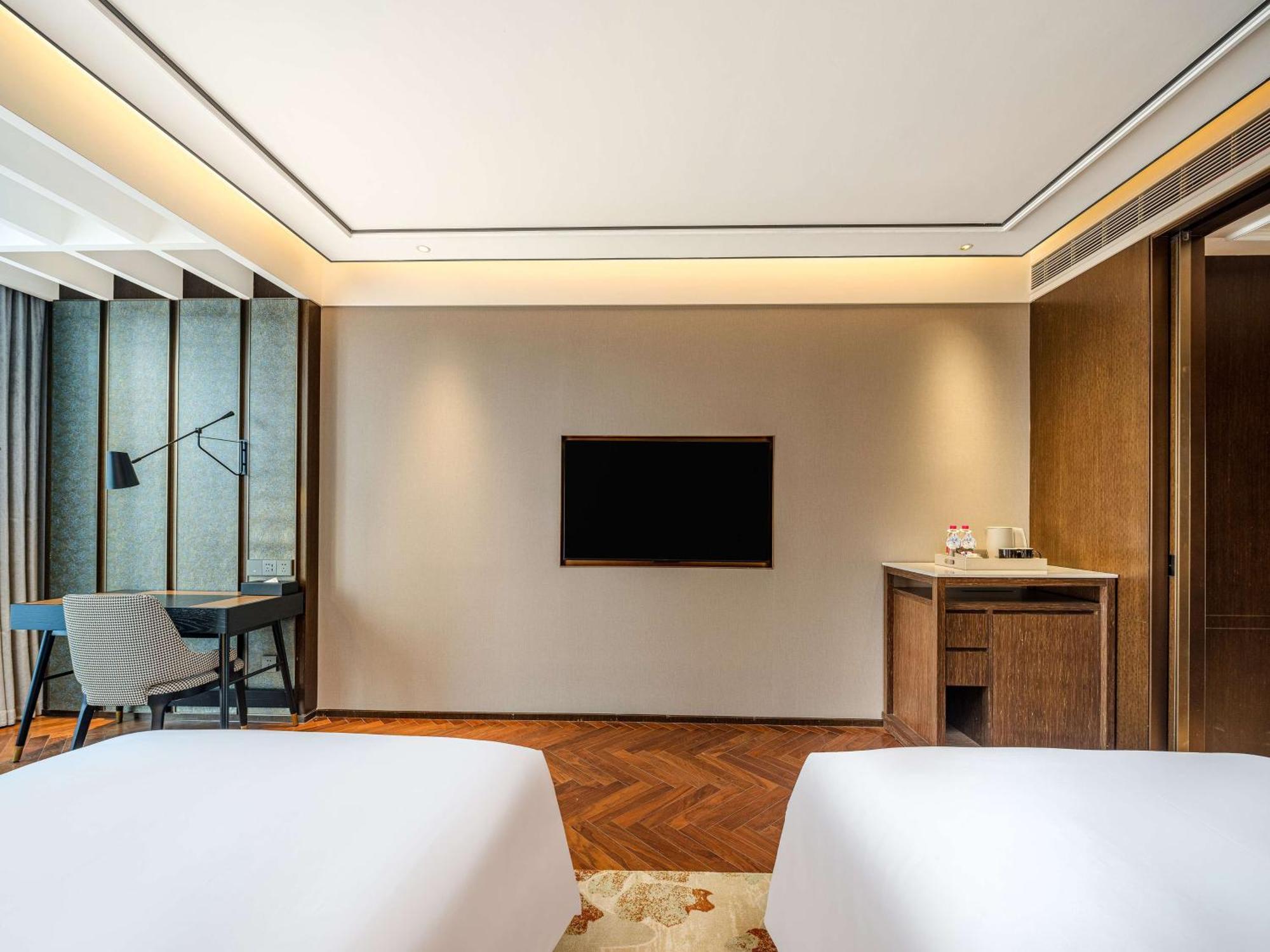 Hilton Garden Inn Beijing Guomao Exterior foto