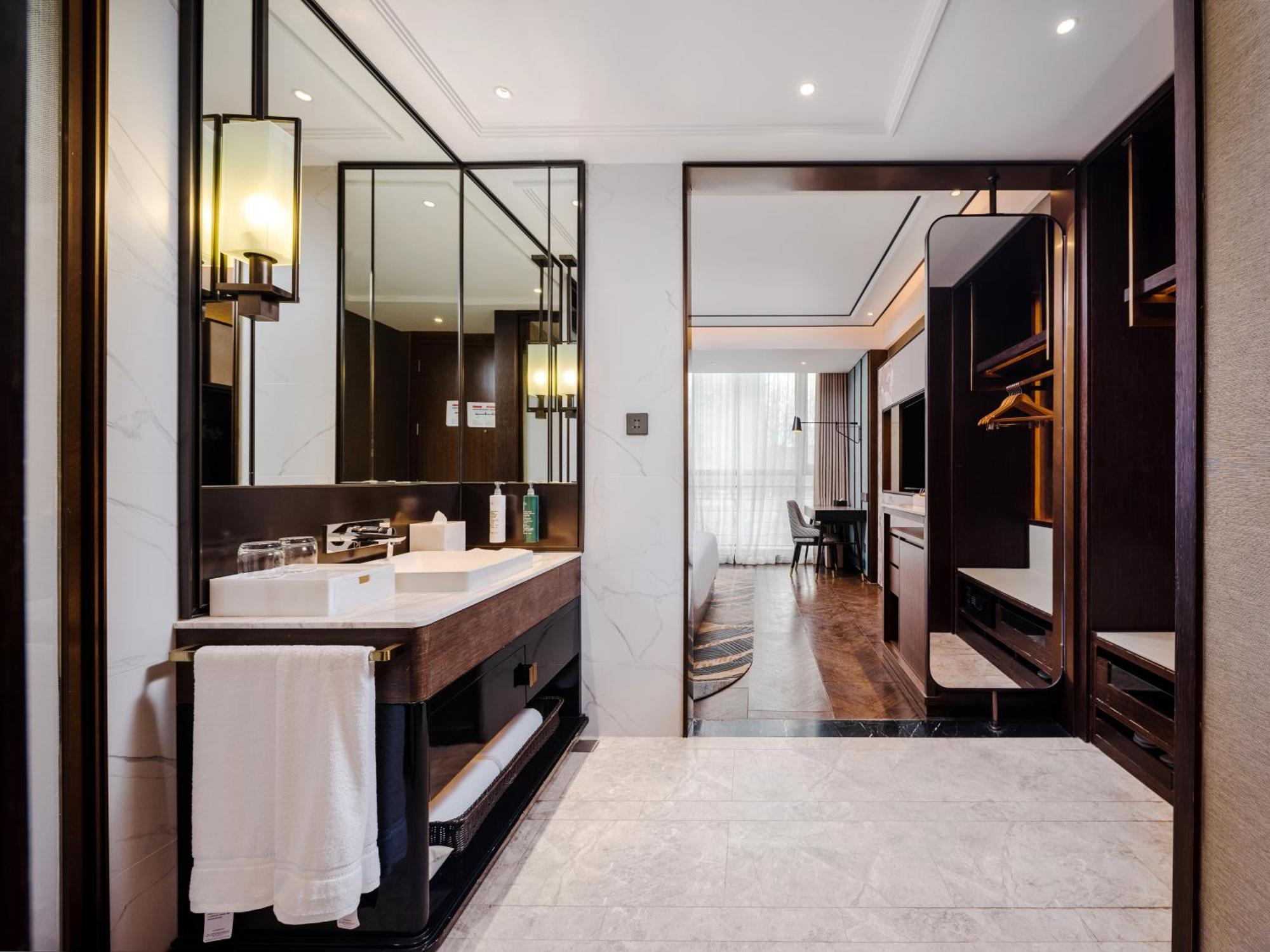 Hilton Garden Inn Beijing Guomao Exterior foto